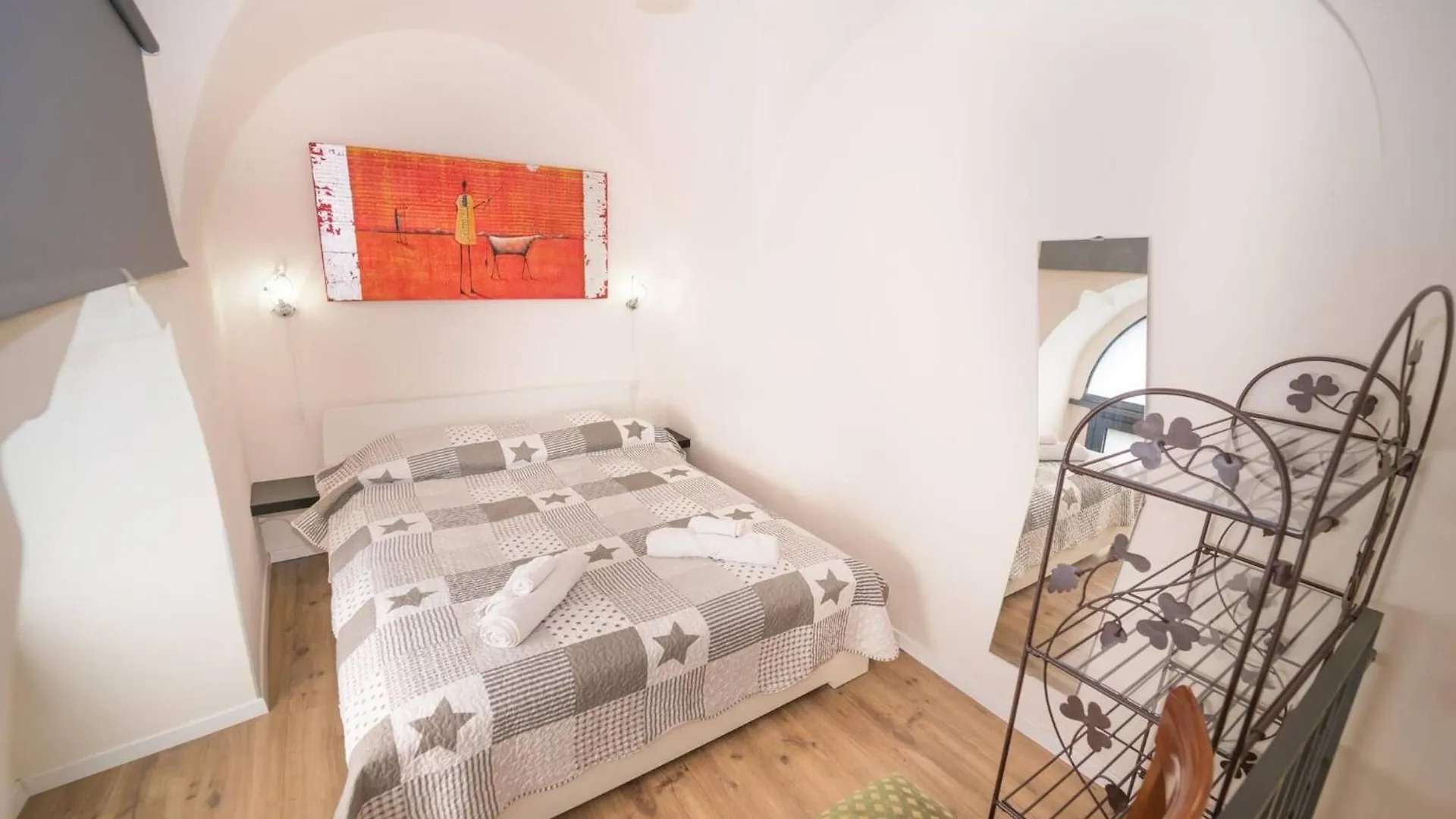 Holiday home Central Station House Virginia Catania Italy